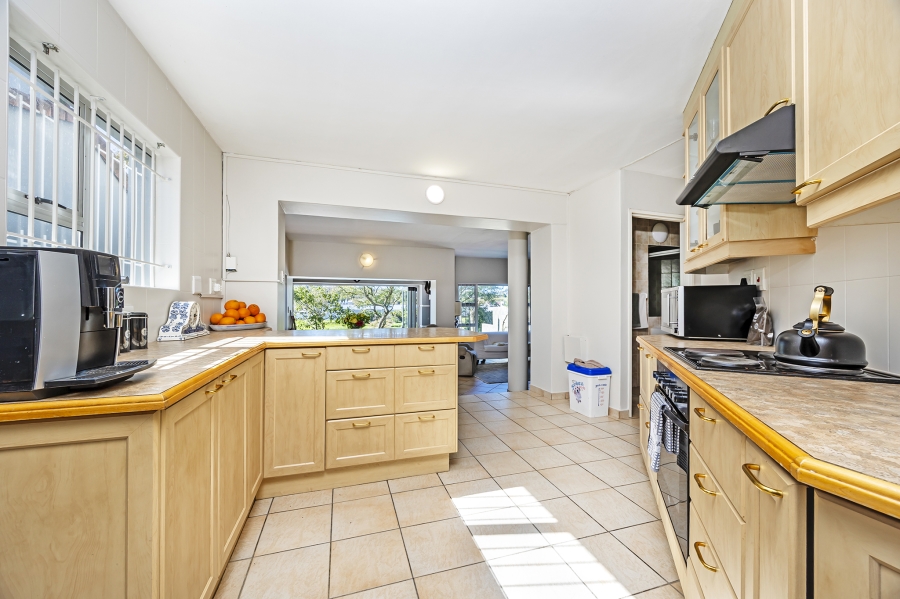 3 Bedroom Property for Sale in Door De Kraal Western Cape